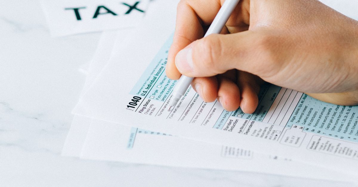 A Guide to Claiming Work-Related Expenses in Your Tax Return